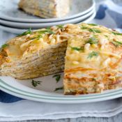 Торт блинный с мясом