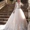 Платье кружевное свадебное с длинными рукавами