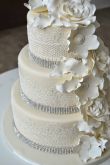 Украшение торта на свадьбу