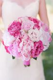 Букет свадебный из роз и пионов