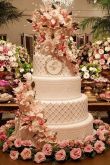 Красивый свадебный тортик