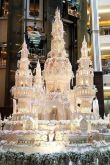 Самый большой свадебный торт в мире
