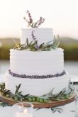 Свадебный торт в лавандовом цвете
