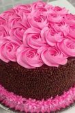 Свадебный торт из крема с розами