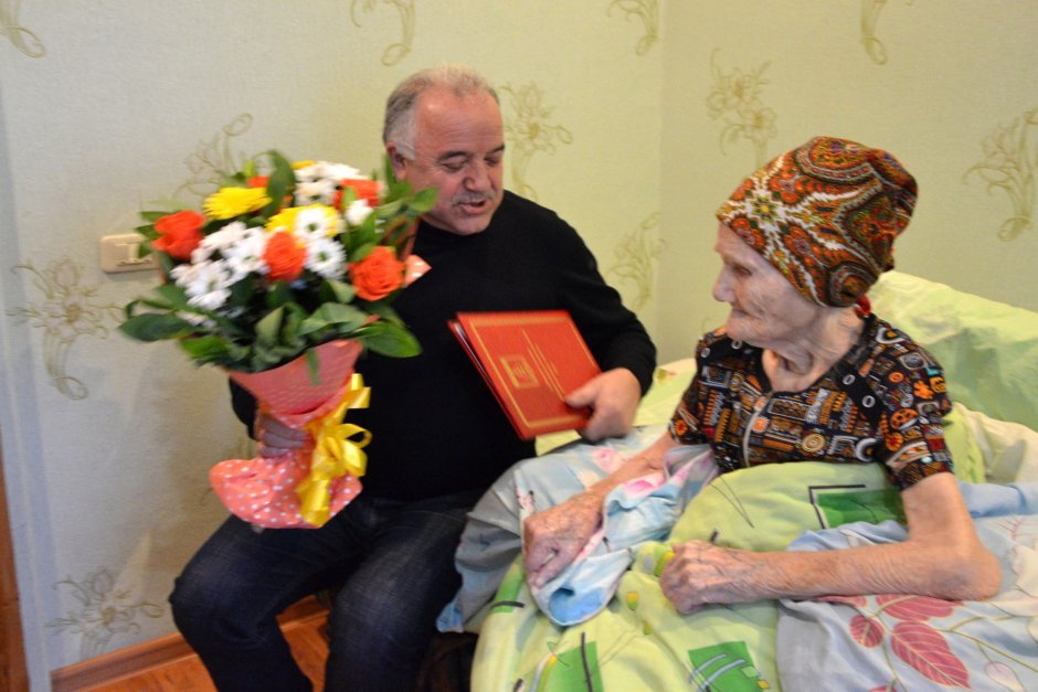 Сверкающие открытки с днем рождения мужчине