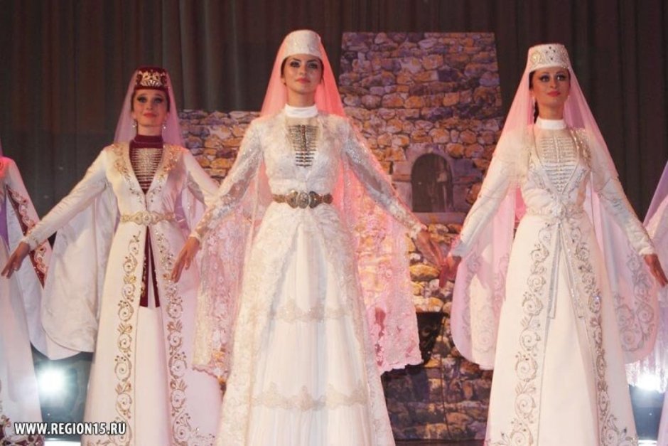 Лейла Хашагульгова Свадебные платья