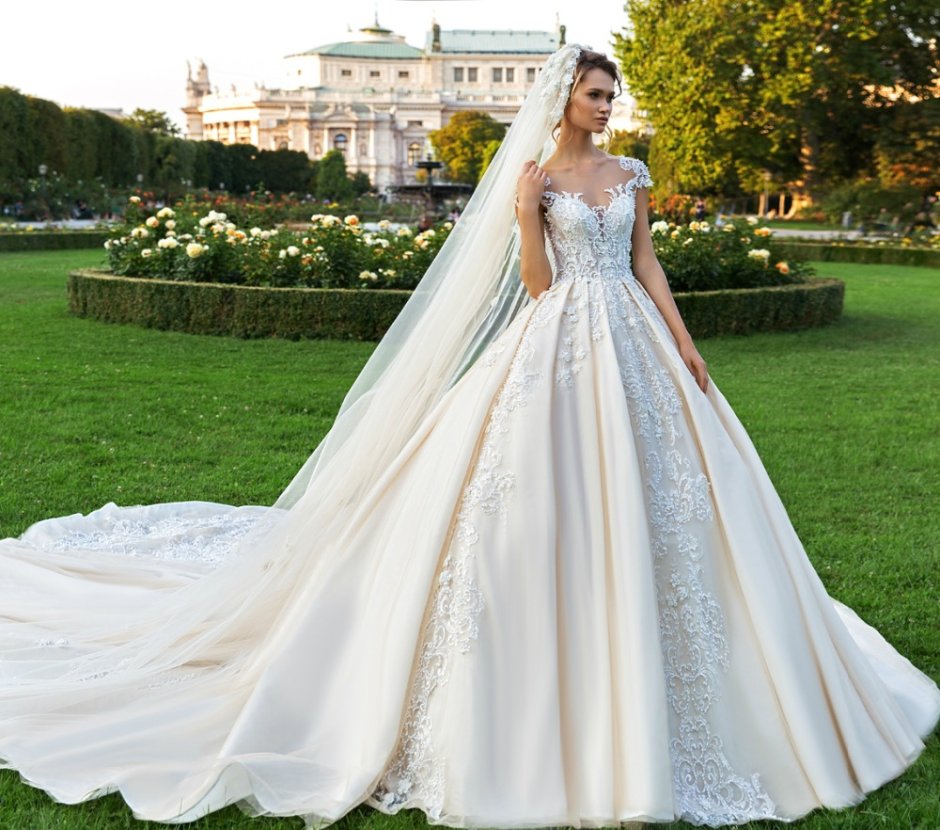 Свадебное платье Crystal Design Soprano