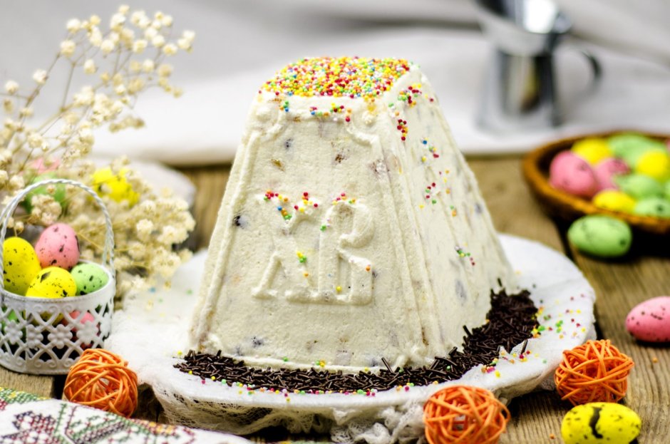 Освящение куличей в храме в Рузино