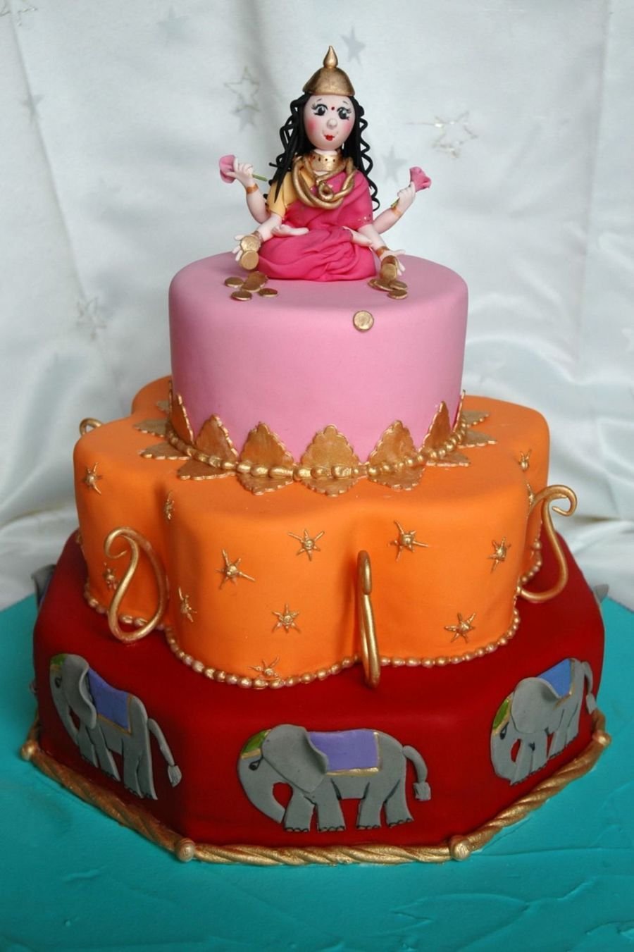 Торт в индийском стиле для девочки