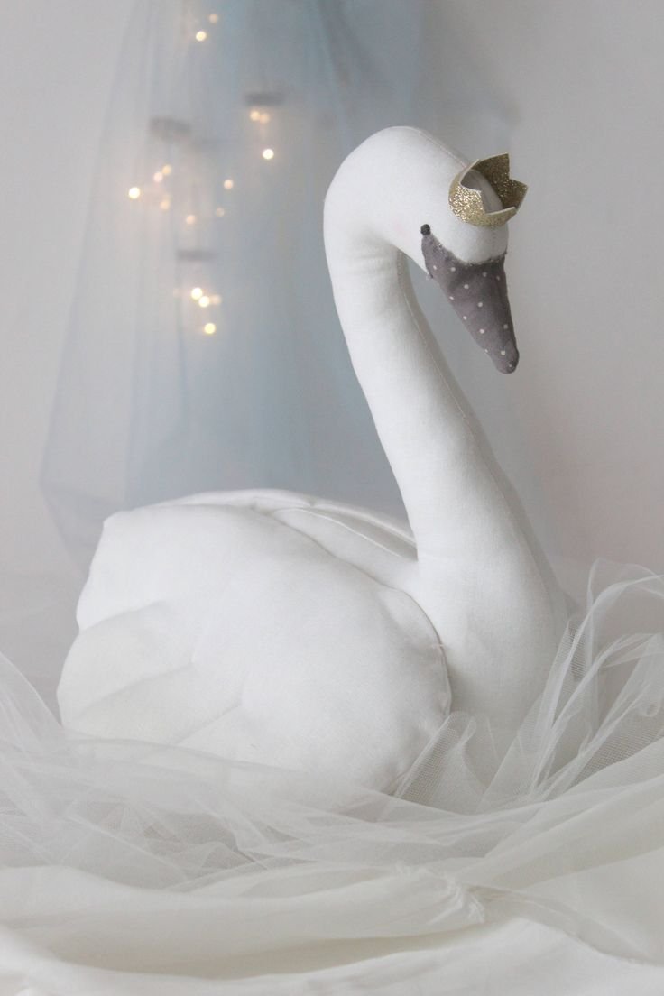 Свадебные открытки с лебедями