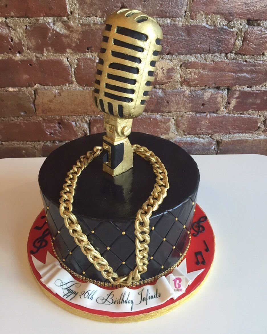 Тортик с микрофоном