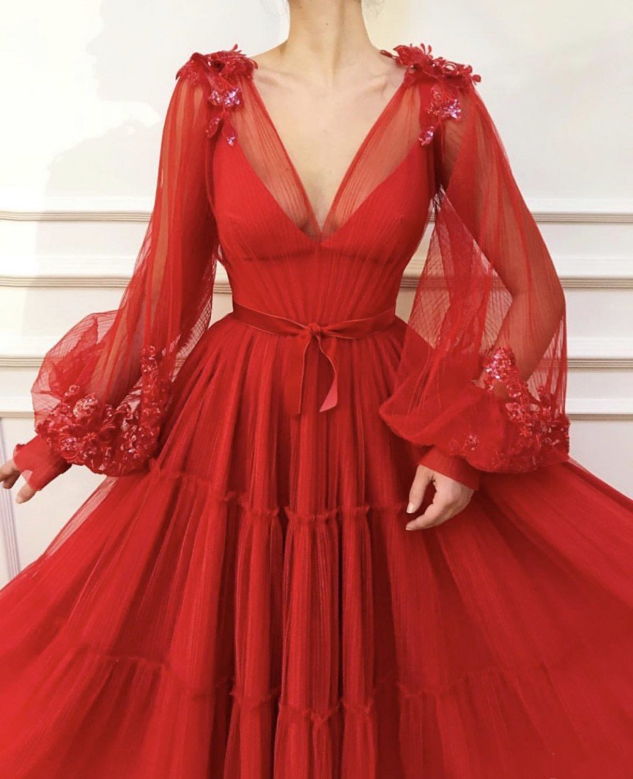 Teuta Matoshi платья красное