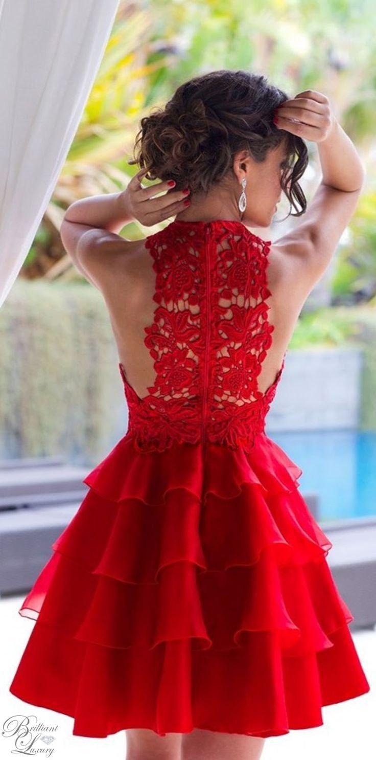 Красное платье на выпускной