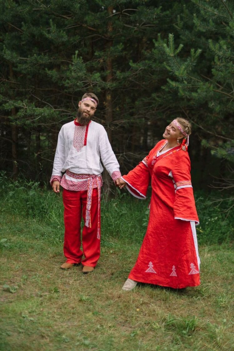 Славянское свадебное платье традиционное