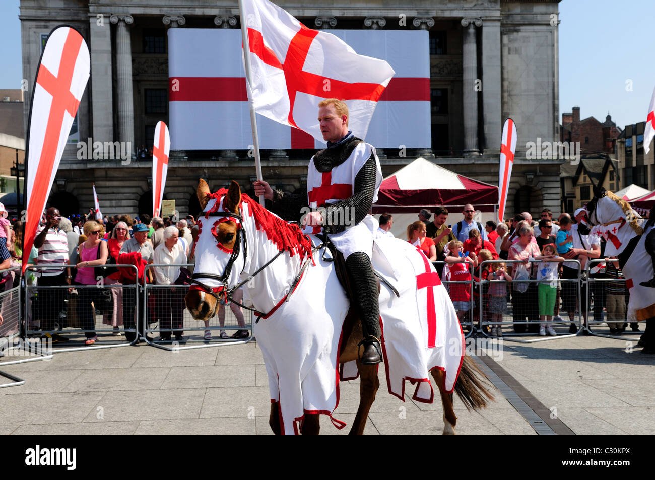 English events. St. George's Day в Великобритании. Святого Георгия – покровителя Англии.