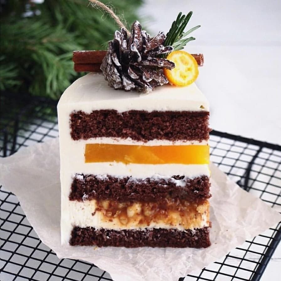 Шоколадный торт с апельсиновым конфи