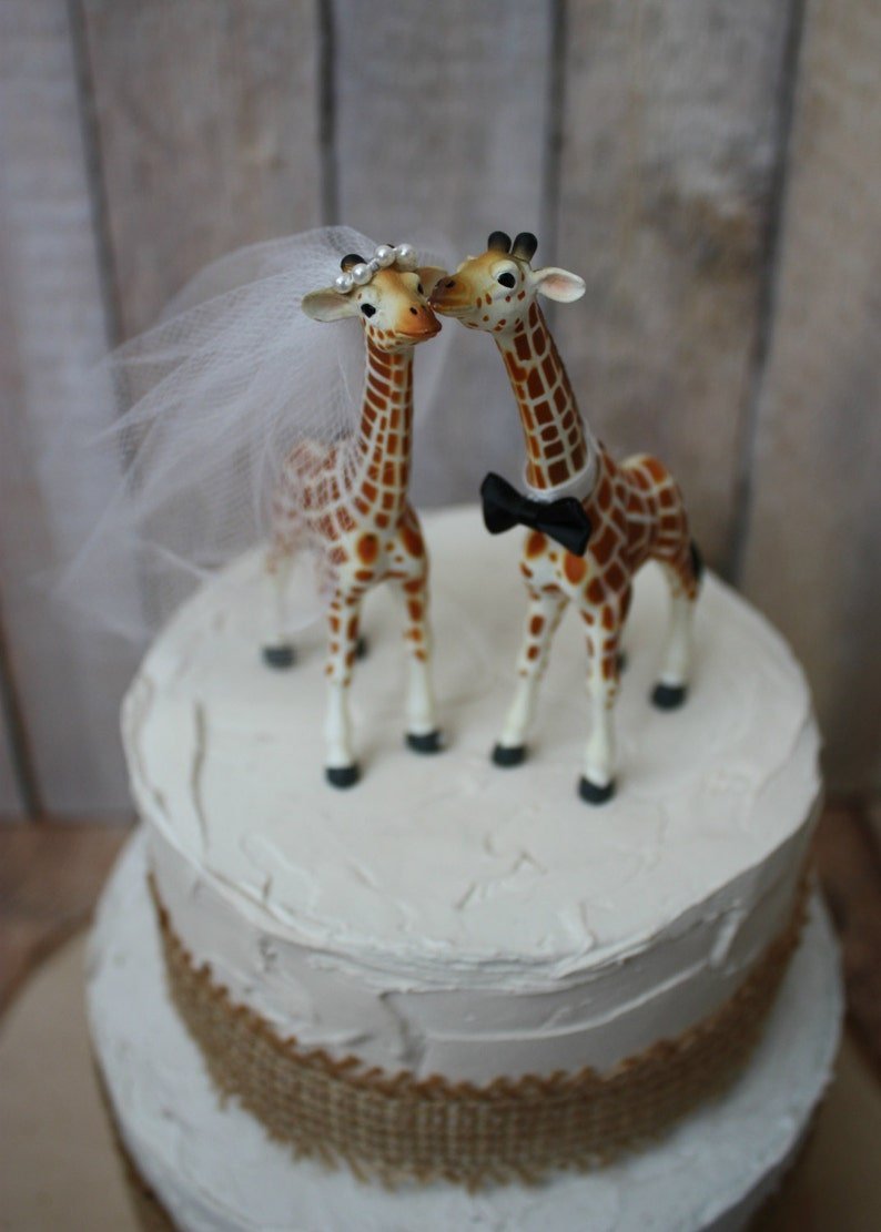 Свадебный торт с животными