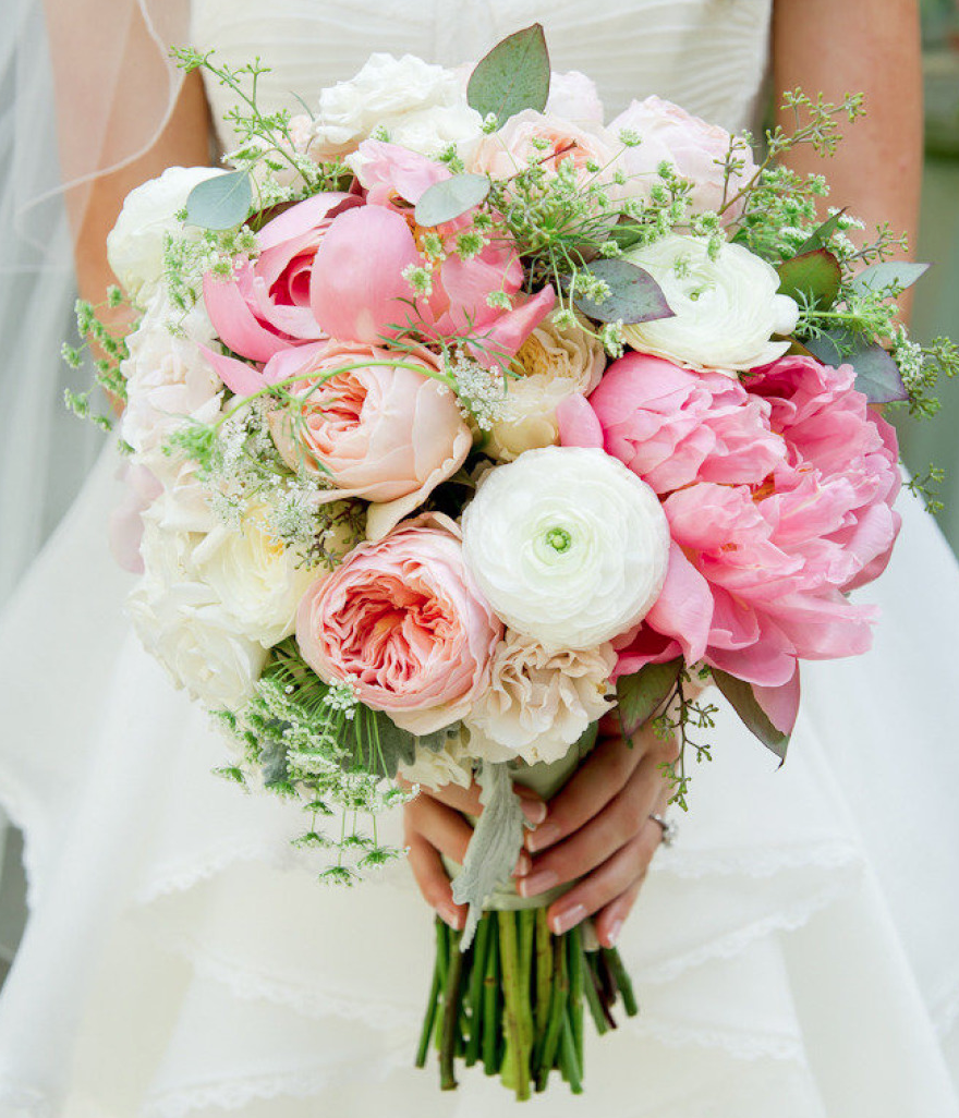 Розовидные пионы букет невесты