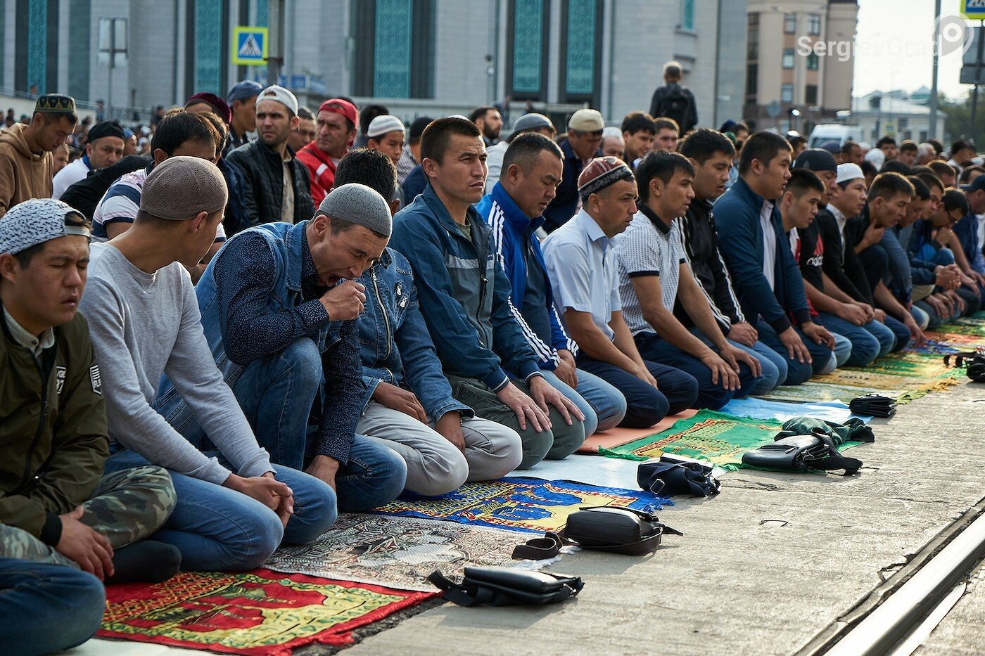 6 апреля праздник мусульман. Мусульманский праздник Курбан байрам. Курбан байрам — праздник жертвоприношения. Ураза байрам в Кабардино Балкарии.