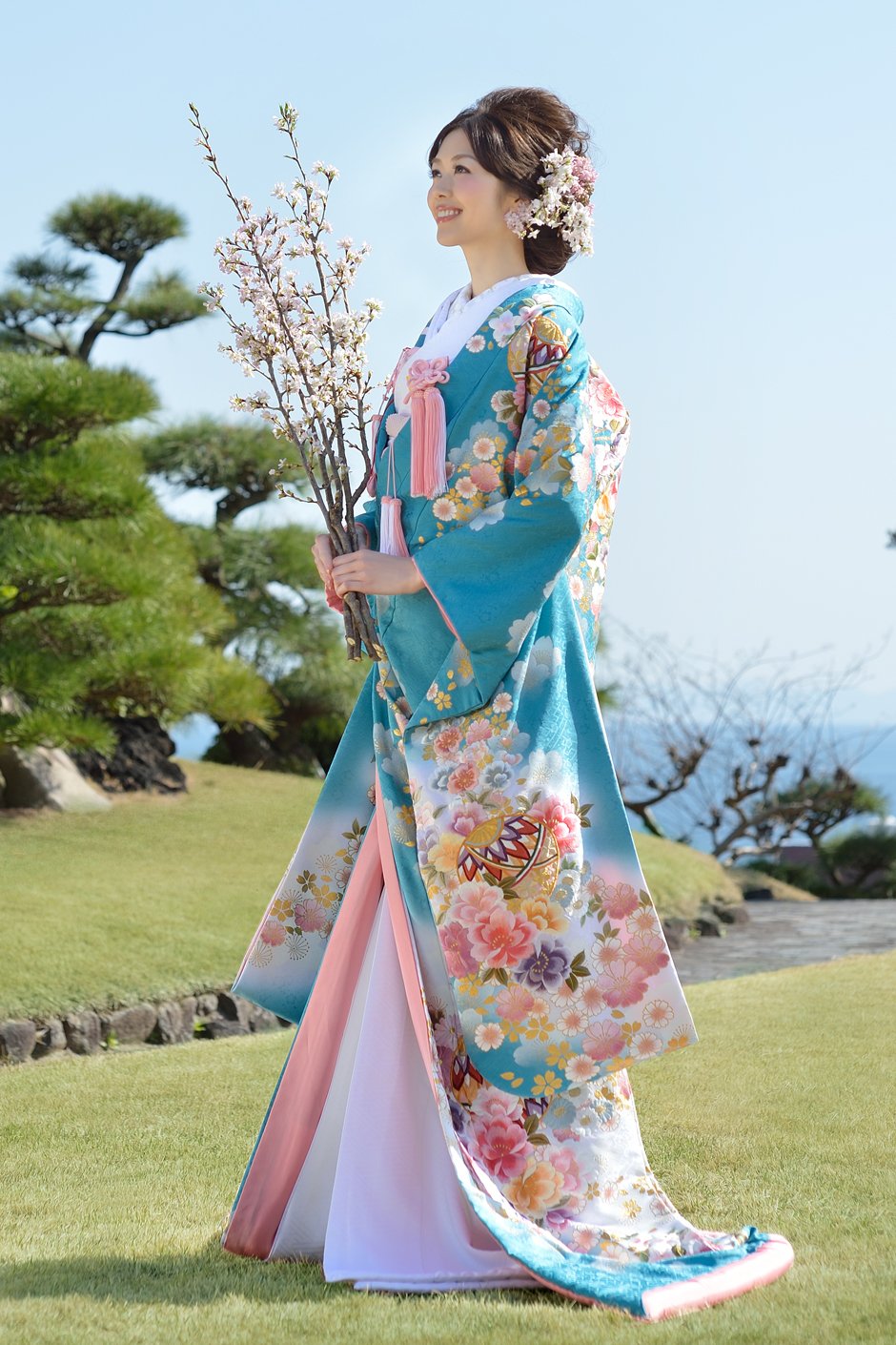 Фурисодэ кимоно женское