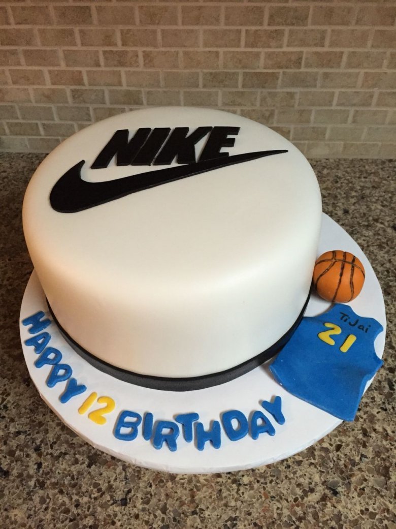 Торт Nike