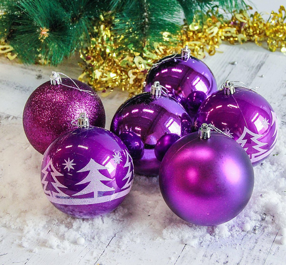 Елочка шарики. Елочные шары. Фиолетовые новогодние игрушки. Фиолетовые новогодние шары. Фиолетовые елочные игрушки.