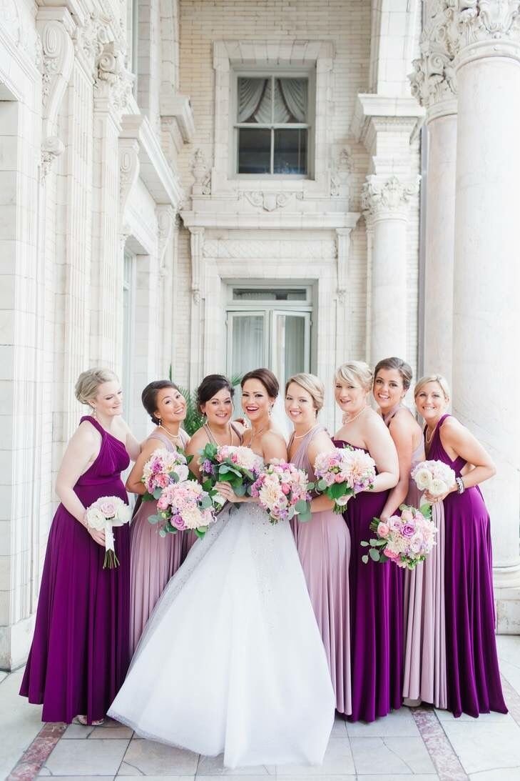 Фиолетовые платья подружек невесты