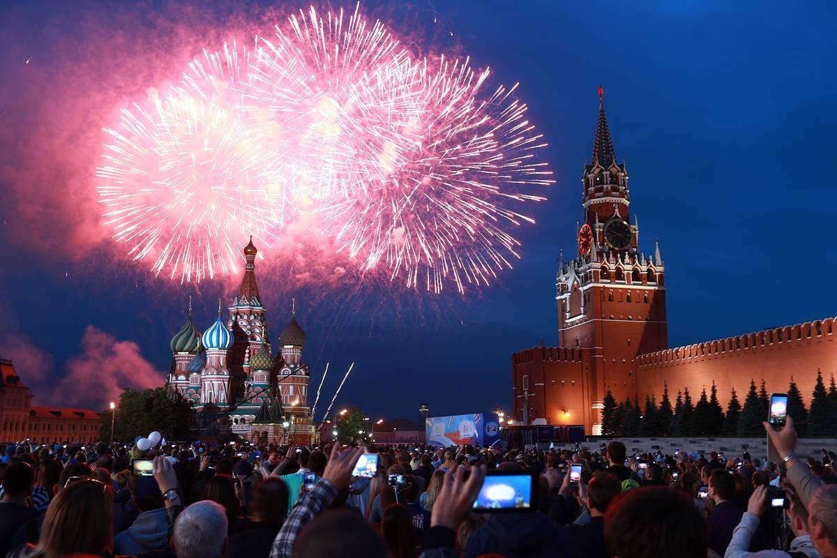 День россии что будет в москве