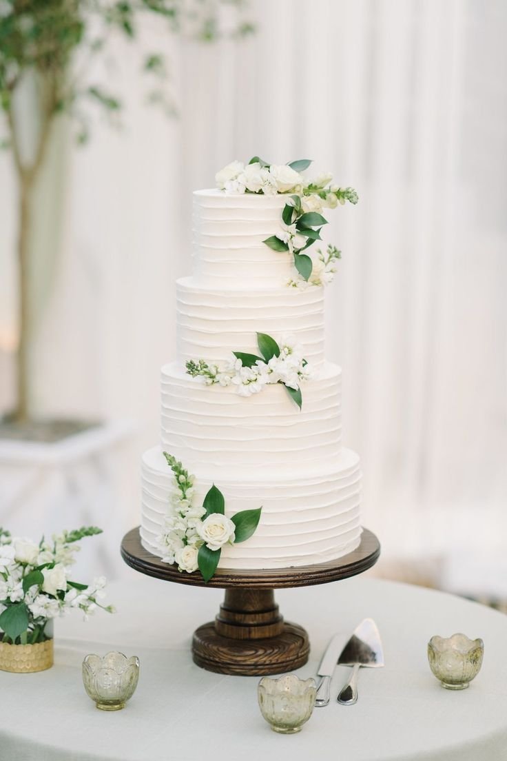 Торт в стиле рустик на свадьбу
