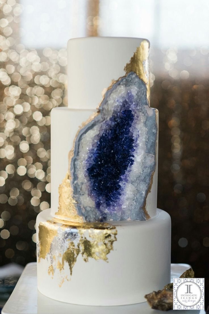 Свадебный торт в стиле космос