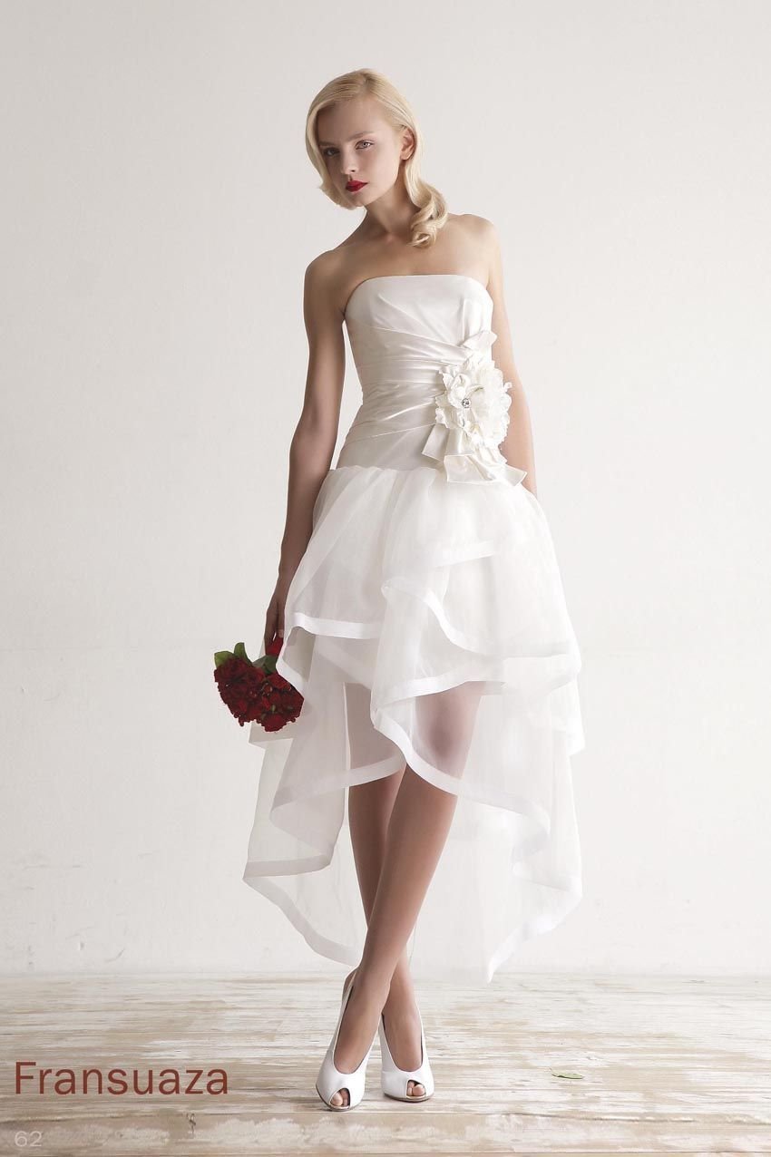 Белое платье коктейльное на свадьбу короткое