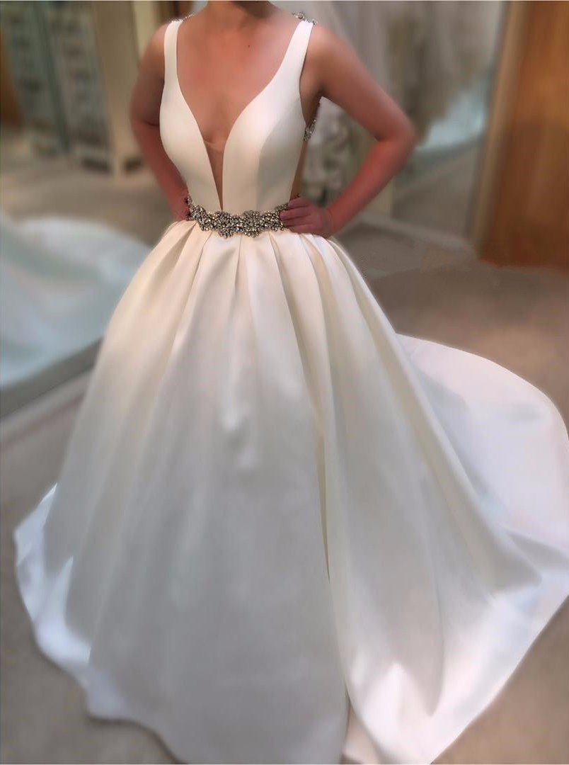 Свадебное платье открытая спина