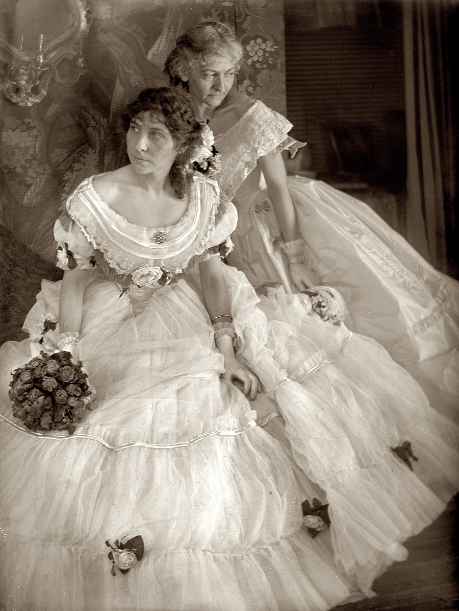 Свадебное платье 19 век кринолин