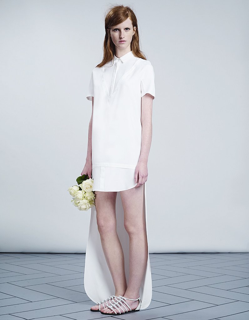 Белые минималистичные платья