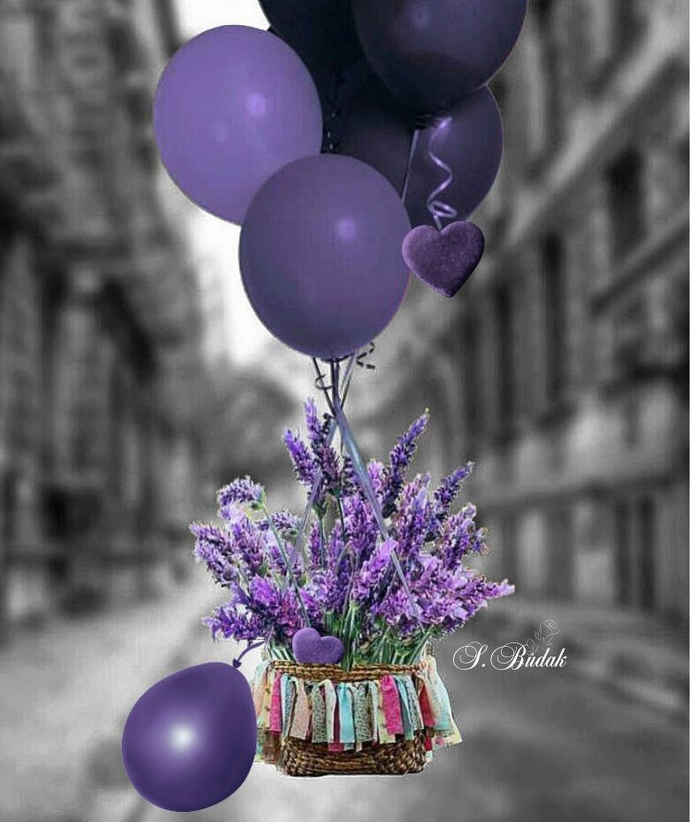 Стильные картинки с днем рождения новейшие. Фиолетовые шары. Красивые цветы и шары. Букеты с воздушными шарами и цветами. Модные воздушные шары.