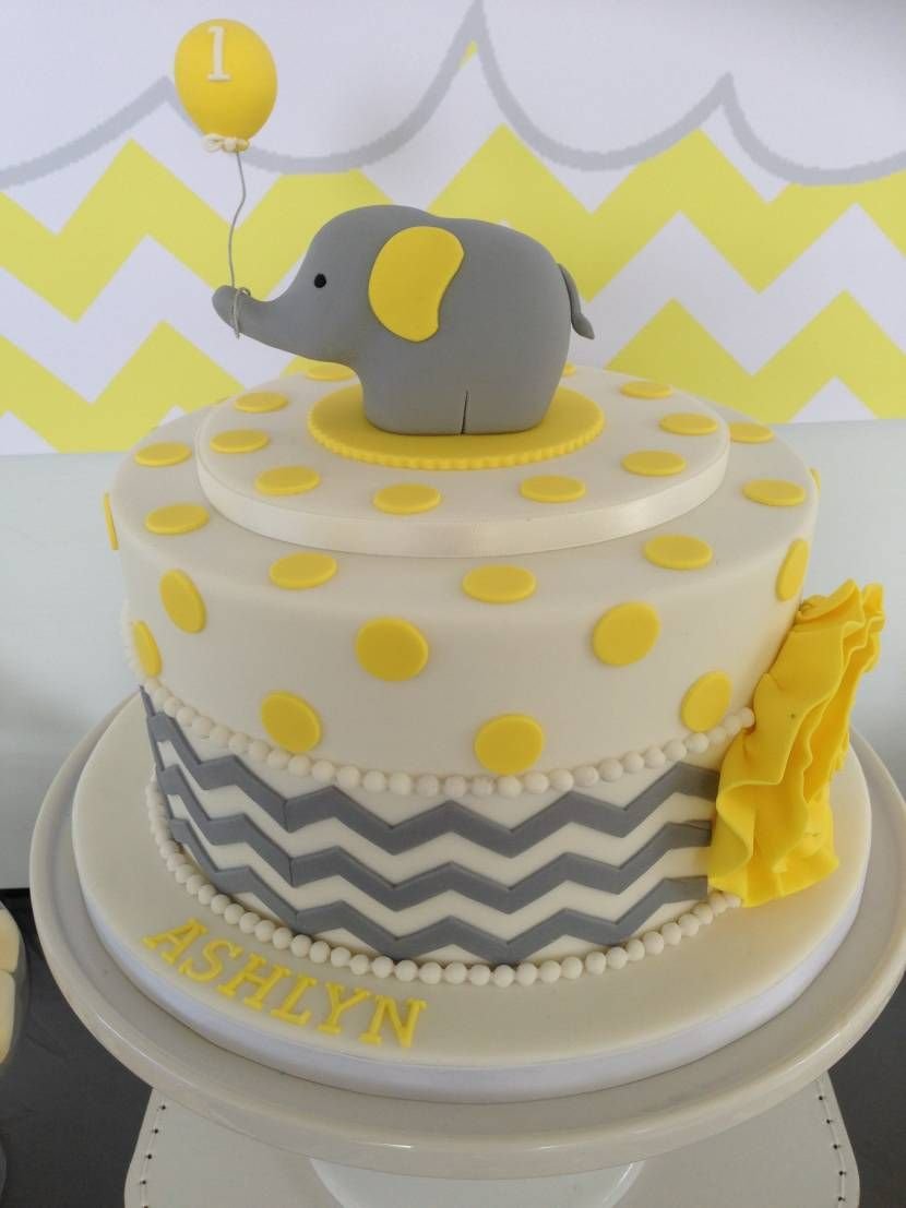 Желто серый торт для мальчика