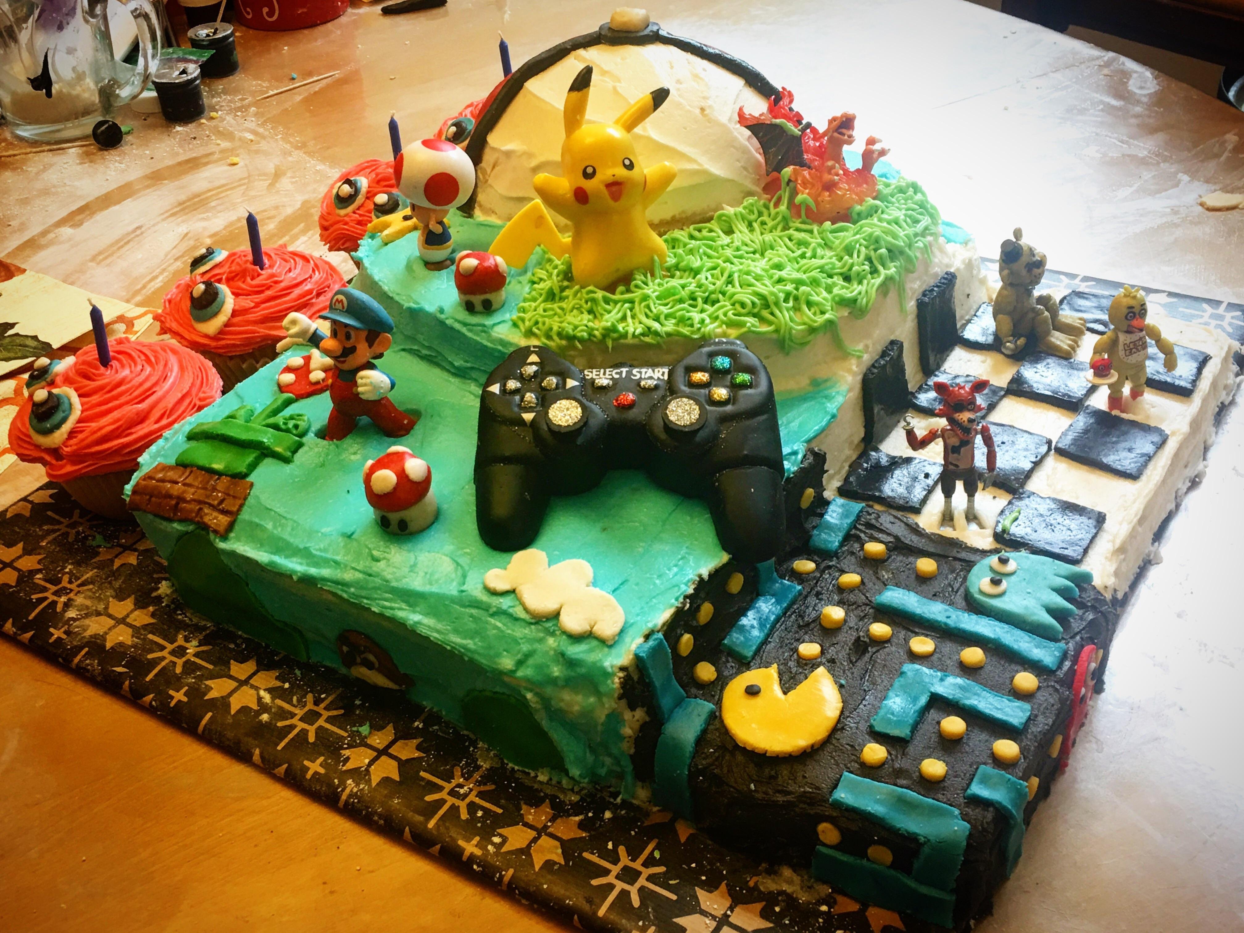 Игры на 2 день рождения мальчику. Торт для мальчика. Тортик на 8 лет мальчику. Тортыжля мальчиков 8 лет. Красивые торты для мальчиков.