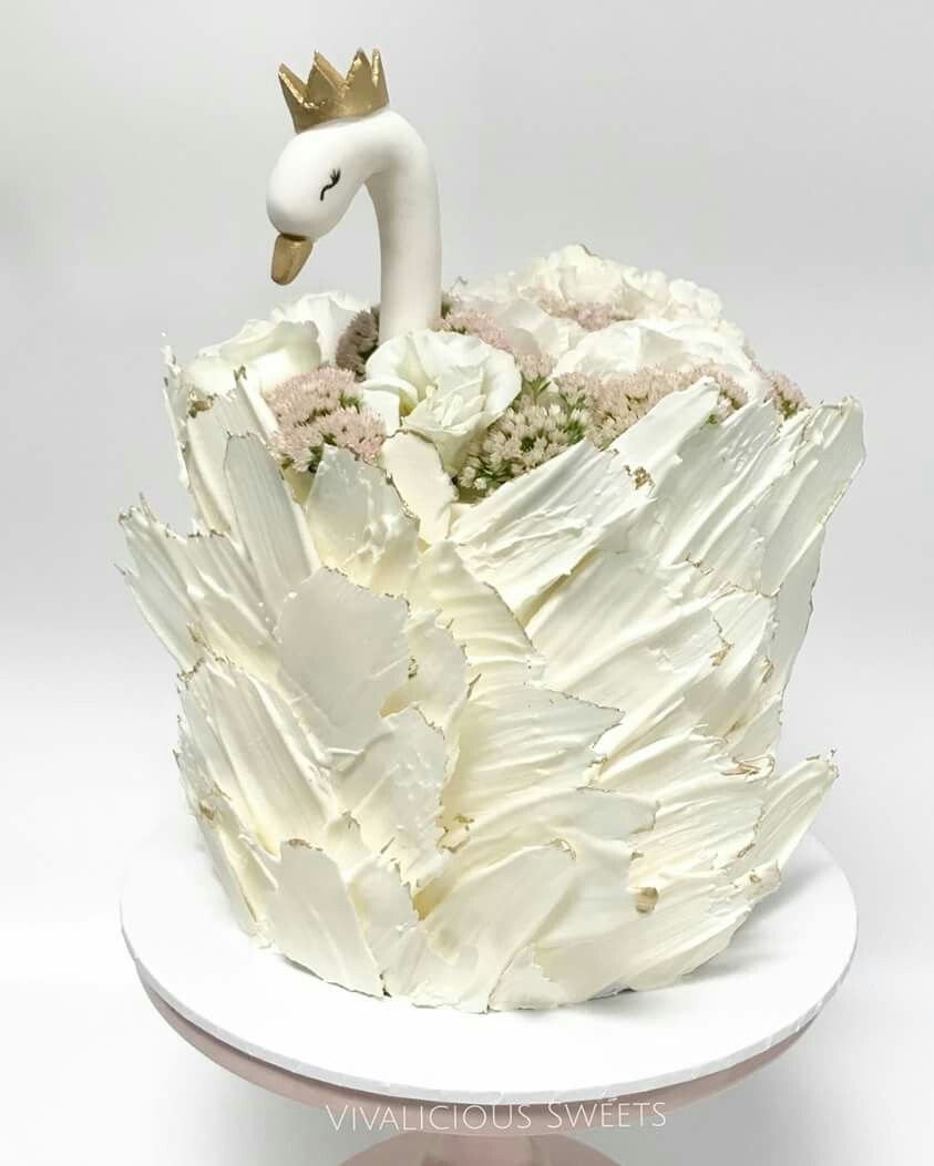 Тортик с лебедями
