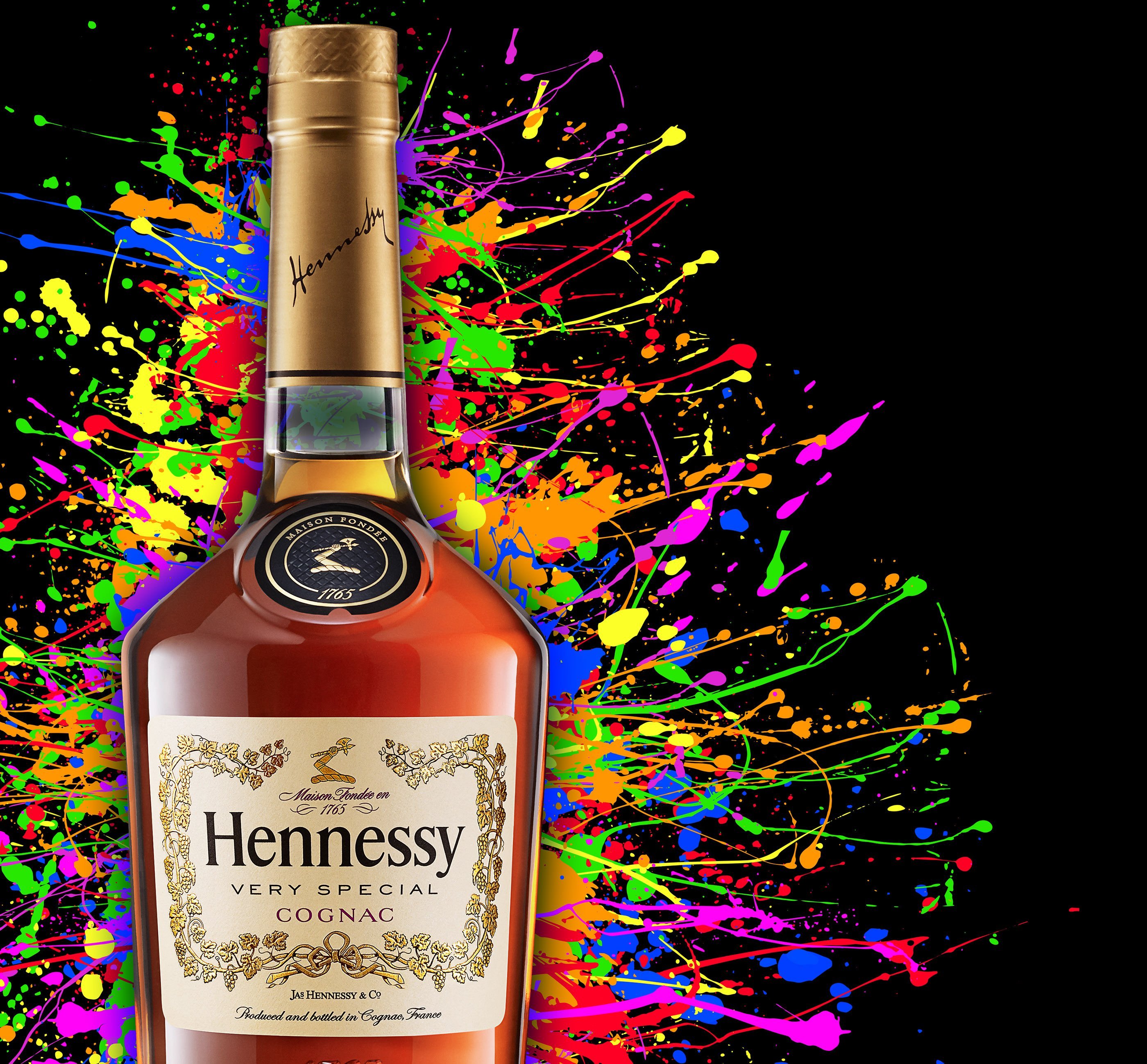 Поздравления с новым рождения мужчине. С днем рождения Hennessy. С днём рождения мужчине Hennessy. Хеннесси арт.