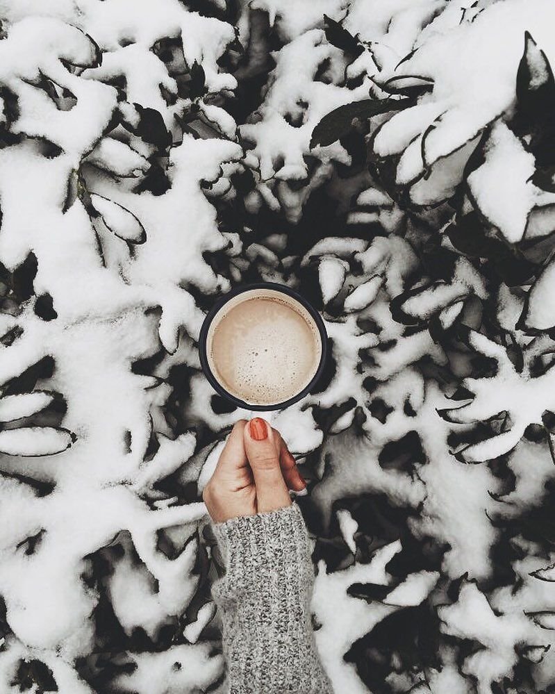 Зимняя фотосессия с кофе