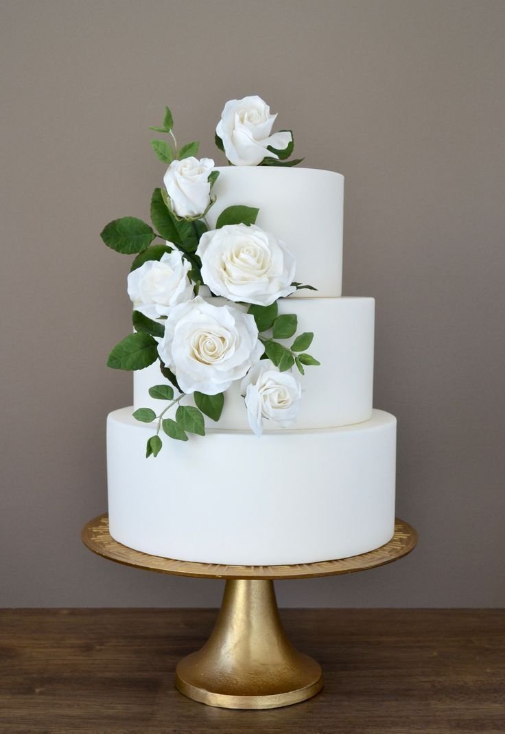 Свадебный торт 2 яруса белый