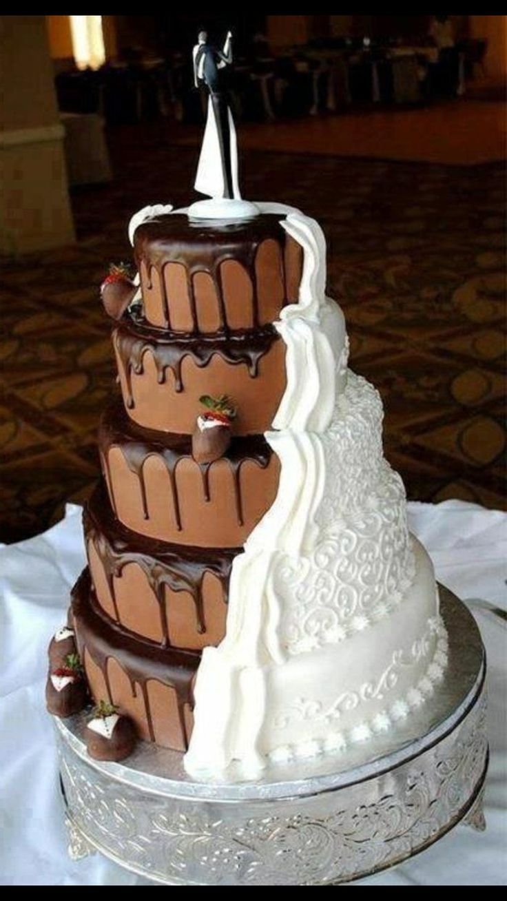 Свадебный торт Каскад меренга