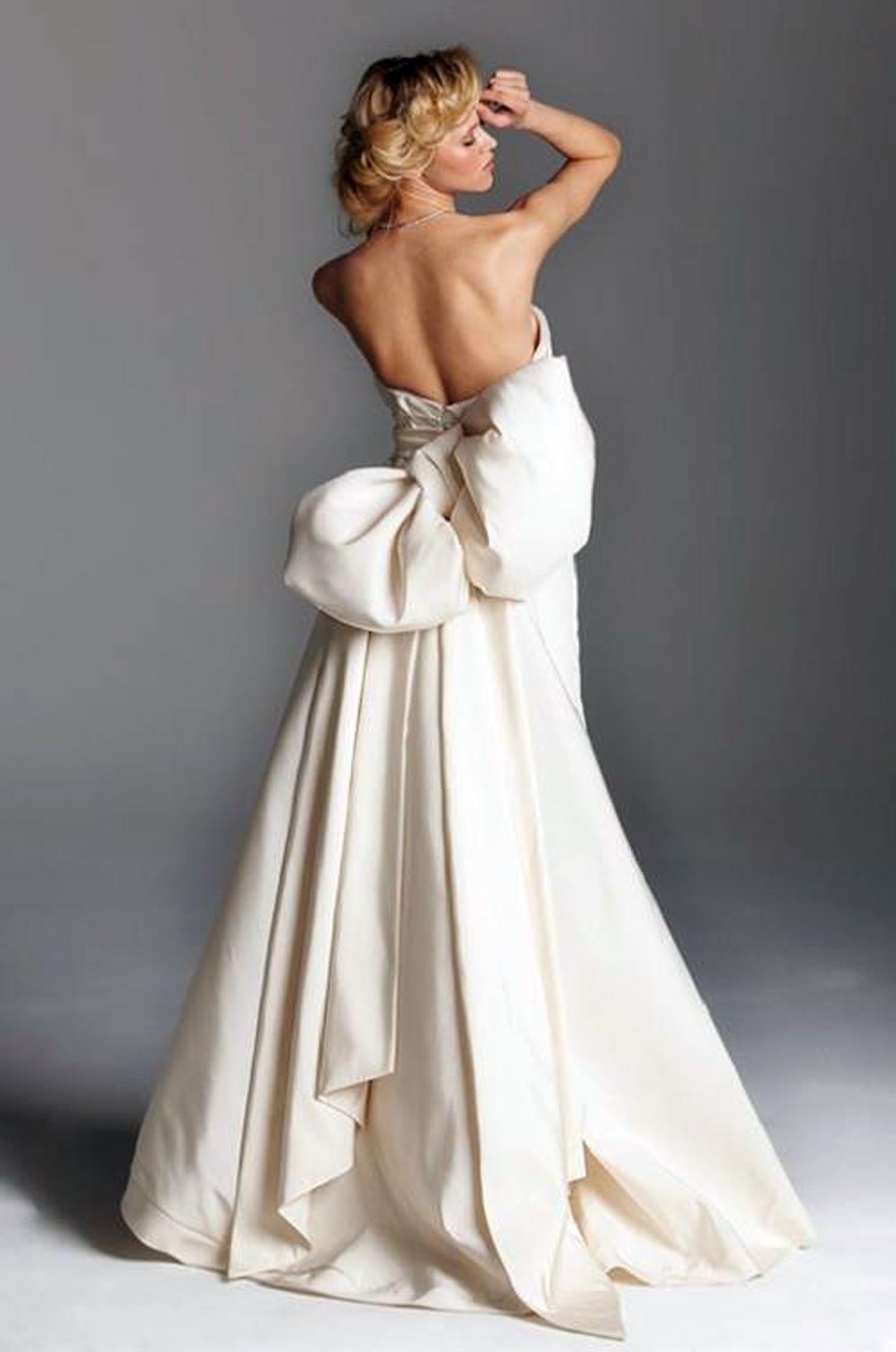 Свадебное платье сзади