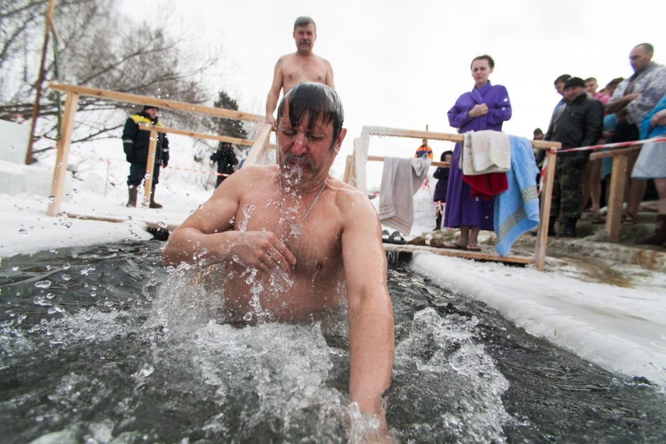 Дмитрий Балабанов прорубь 2012