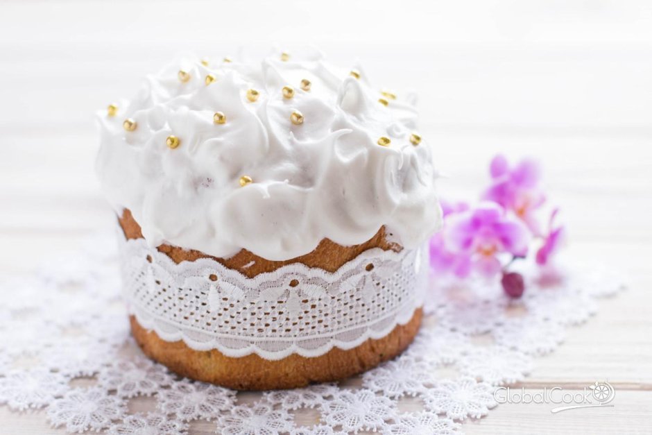 Украшение куличей кружевом