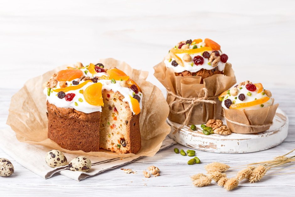 Творожная Пасха кулич и яйца