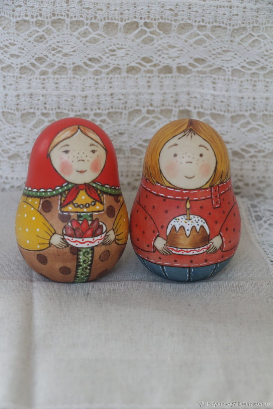 Пасхальная неваляшка