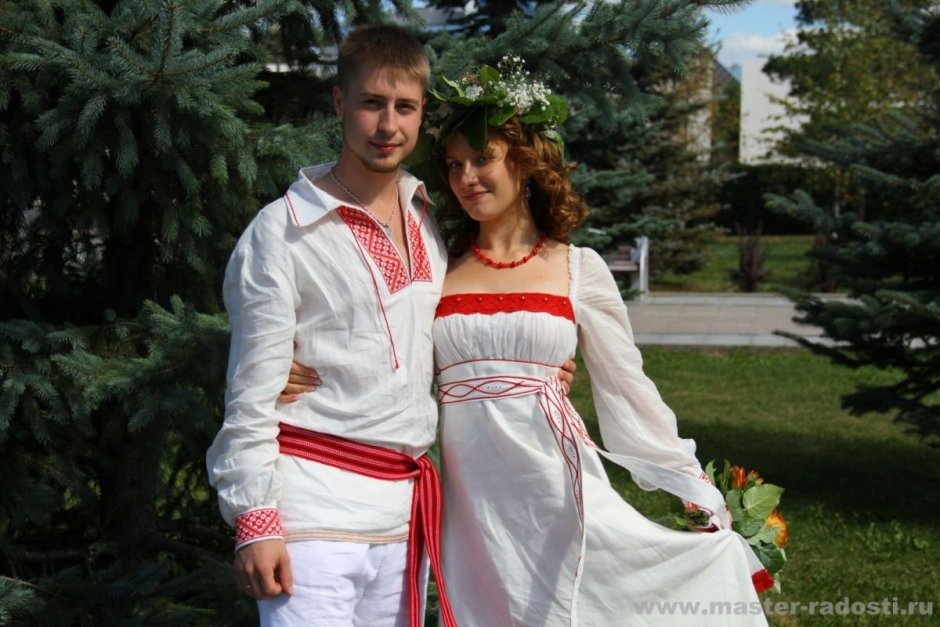 Марийский национальный костюм луговых Мари