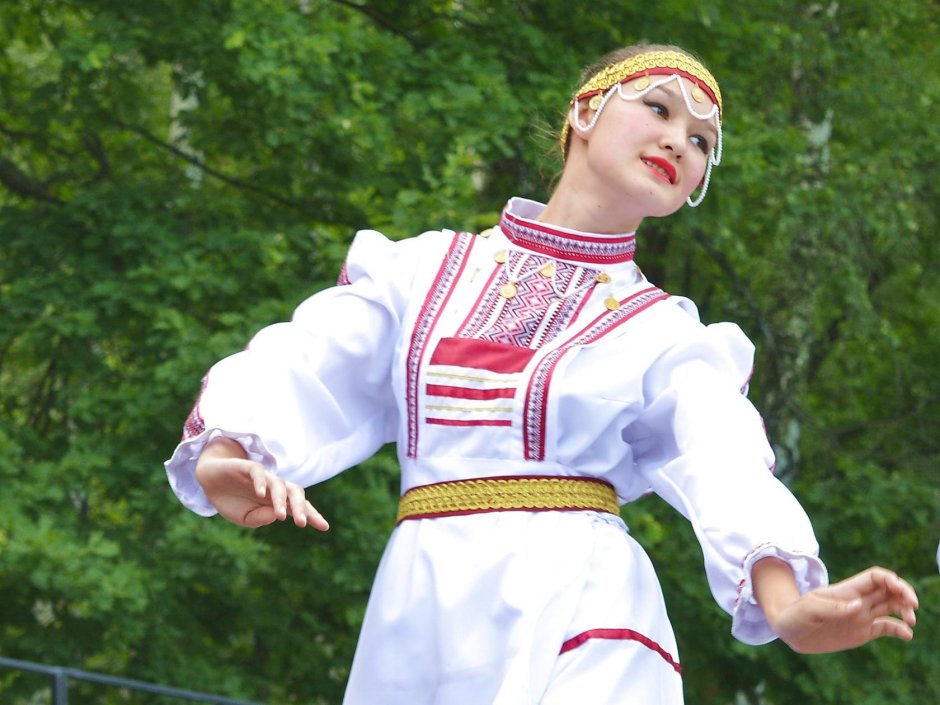 Камила Черкес актриса