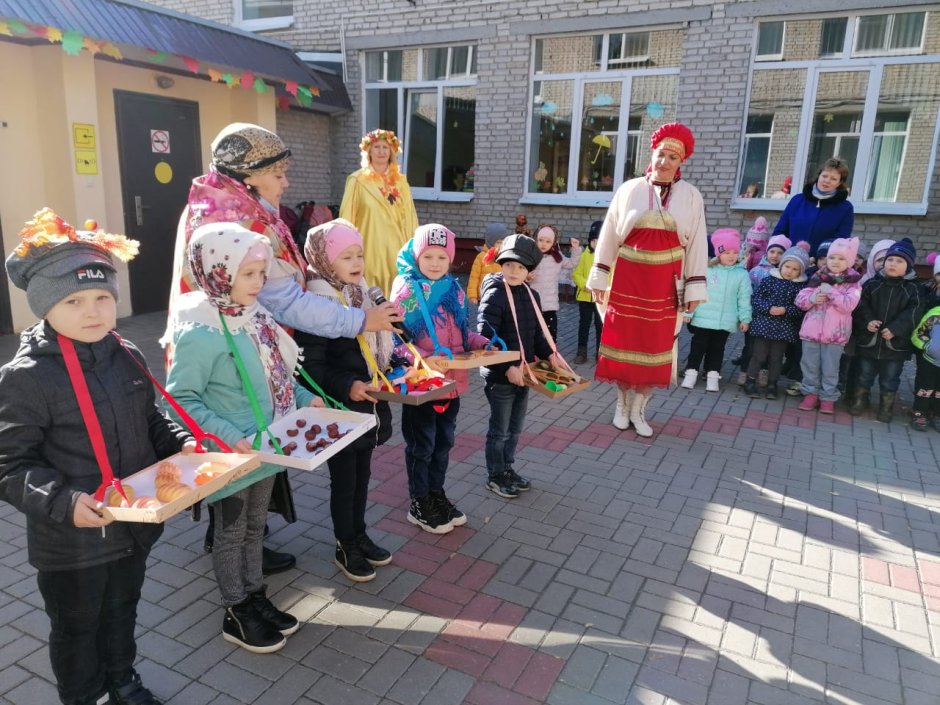 Осенняя ярмарка на красной площади
